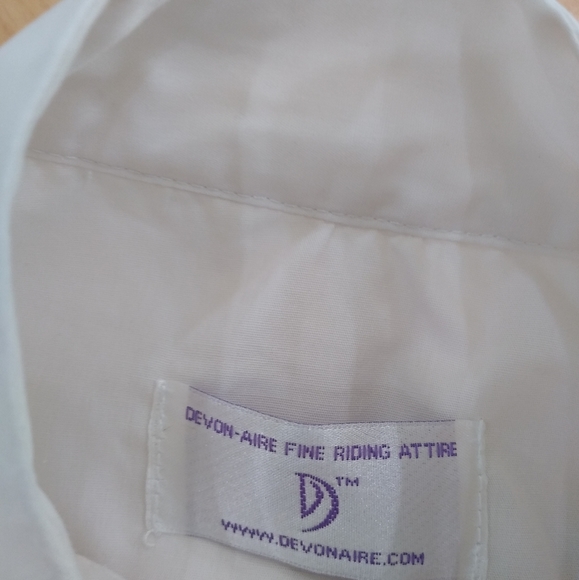 Devon Aire - Picture 2 of 6